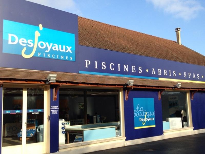 Piscines Desjoyaux